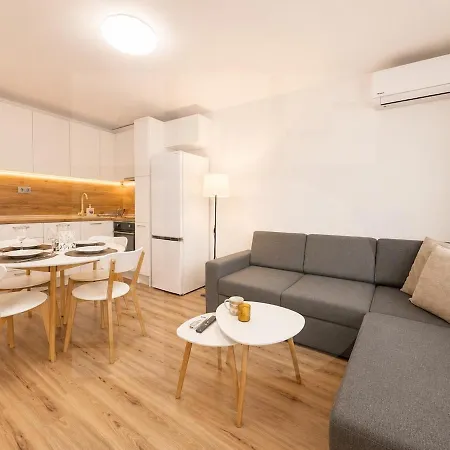 Modern And Peaceful 1br Near Sea Garden Βάρνα