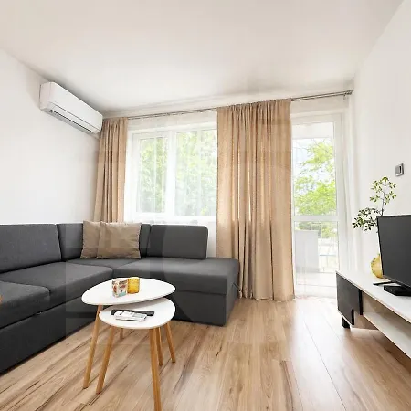 Modern And Peaceful 1br Near Sea Garden Διαμέρισμα