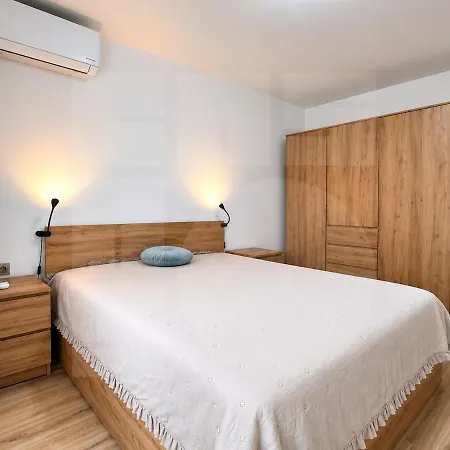 Modern And Peaceful 1br Near Sea Garden Διαμέρισμα